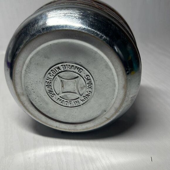 Gold Coin Metal ashtray with a snake-like pattern with a twist Made in Hong Kong - Picture 8 of 8